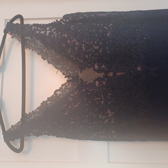 Sz16W, FAVIANA NAVY GOWN, WORN ONCE - Picture 12 of 12